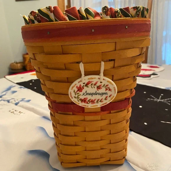 Longaberger 1999 May Series Snapdragon Basket w/ Liner & Tie-On – Complete Set - Picture 2 of 9